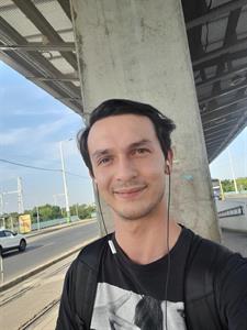 Roli 27 éves férfi, Budapest