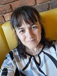 Rozál 49 éves nő, Győr-Moson-Sopron megye