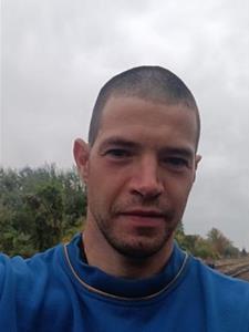 Sándor 33 éves férfi, Békés megye