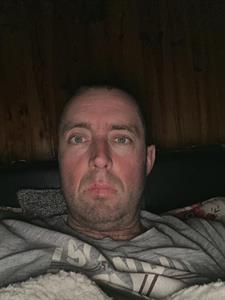 Sanyesz43 42 éves férfi, Pest megye