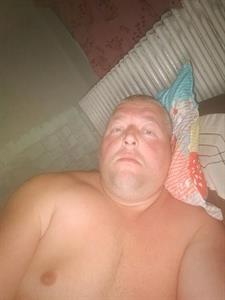 Sanyi  39 éves férfi, Pest megye