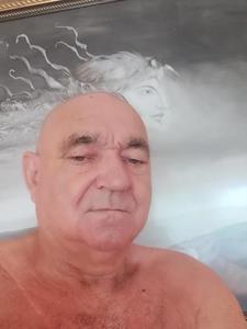 Satya 69 éves férfi, Pest megye
