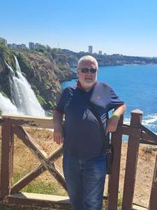 SerrO 63 éves férfi, Pest megye