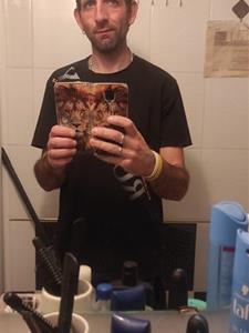 Suhika 37 éves férfi, Veszprém megye