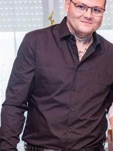 Synyster 35 éves férfi, Borsod-Abaúj-Zemplén megye