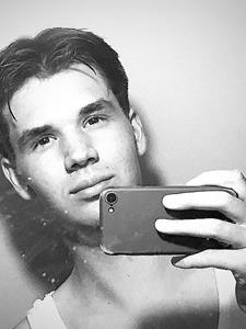 Sza838 22 éves férfi, Csongrád megye