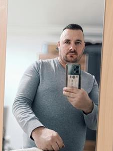 Szili 37 éves férfi, Budapest