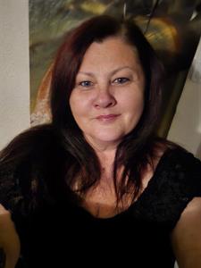 Szilvi 52 éves nő, Pest megye