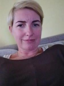 Szilvi 44 éves nő, Baranya megye