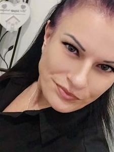 Sziszke 48 éves nő, Győr-Moson-Sopron megye