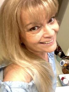 Szonja 48 éves nő, Budapest