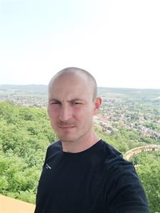 Szöszi 32 éves férfi, Szabolcs-Szatmár-Bereg megye