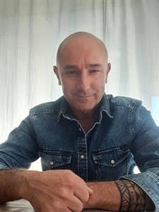 Taki 53 éves férfi, Budapest