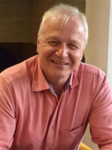 Tapsa 69 éves férfi, Budapest