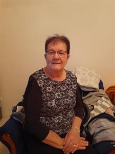 Teca 67 éves nő, Veszprém megye