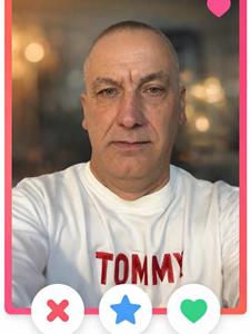 Tib 53 éves férfi, Komárom-Esztergom megye