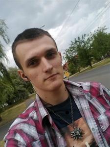 tibi 24 éves férfi, Csongrád megye