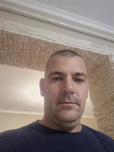 Tibor 38 éves férfi, Pest megye