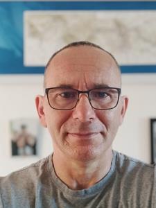 Tom 50 éves férfi, Pest megye