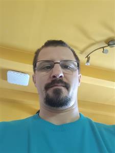 Tomi 39 éves férfi, Pest megye