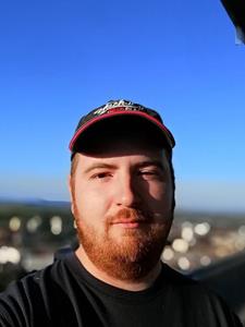 Tomi 35 éves férfi, Hajdú-Bihar megye