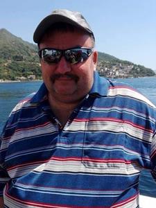 Tomi 62 éves férfi, Pest megye