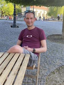 Tomi 43 éves férfi, Pest megye