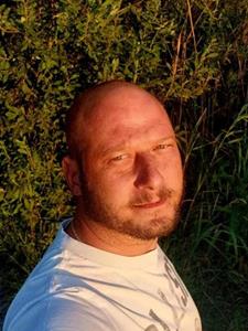 Tomi 38 éves férfi, Győr-Moson-Sopron megye