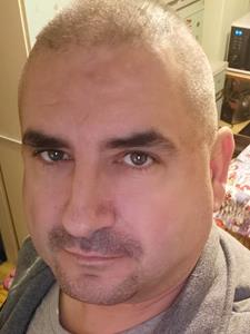 Tomi81 44 éves férfi, Nógrád megye