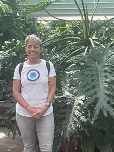 Tünde  53 éves nő, Pest megye