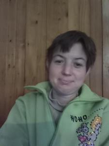 Tündi 33 éves nő, Pest megye