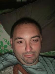 Tuni 34 éves férfi, Győr-Moson-Sopron megye