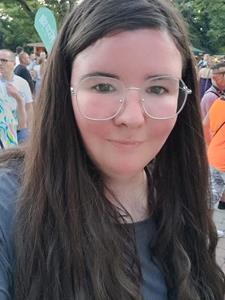 Viki 28 éves nő, Baranya megye