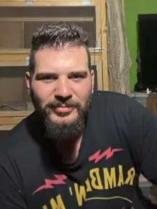 Viktor 23 éves férfi, Csongrád megye