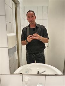 Viktor86 39 éves férfi, Heves megye