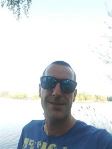 Zoli 41 éves férfi, Zala megye