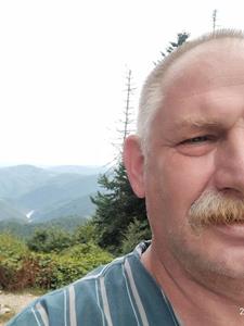 Zoli 56 éves férfi, Békés megye