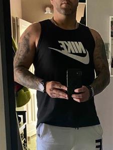 Zoli 38 éves férfi, Budapest