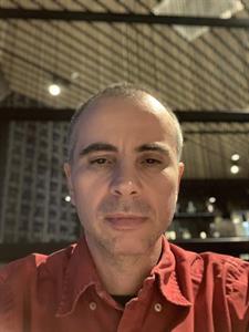 Zoli 51 éves férfi, Komárom-Esztergom megye