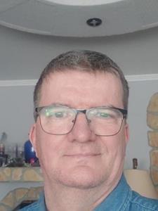 Zoli 56 éves férfi, Budapest