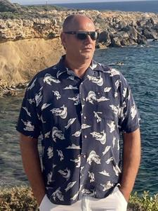 Zoli 54 éves férfi, Pest megye