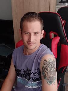 Zsolt 33 éves férfi, Budapest