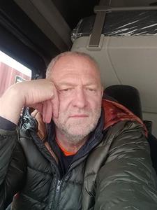 Zsolt  57 éves férfi, Vas megye