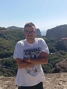 Zsolti 22 éves férfi, Csongrád megye