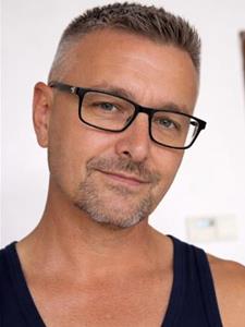 Zsozsi 52 éves férfi, Zala megye