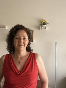 Zsuzsa 45 éves nő, Budapest