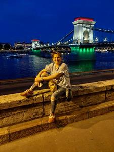 Zsuzsi 51 éves nő, Budapest
