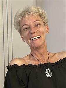 Zsuzska 56 éves nő, Fejér megye